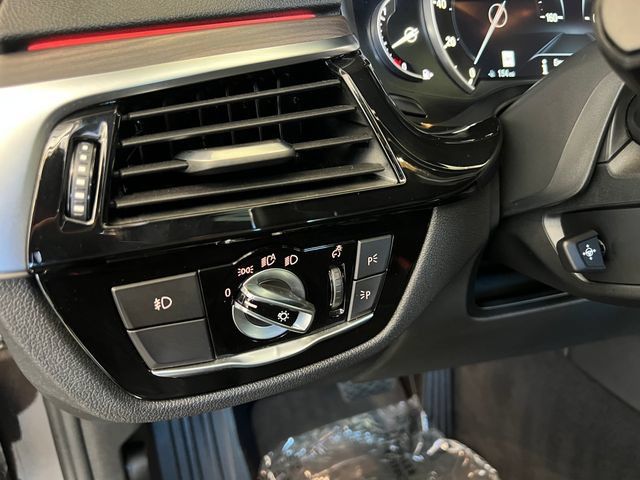 Used 2017 BMW 530i RWD image 26