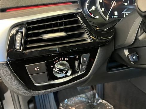 Used 2017 BMW 530i RWD image 26