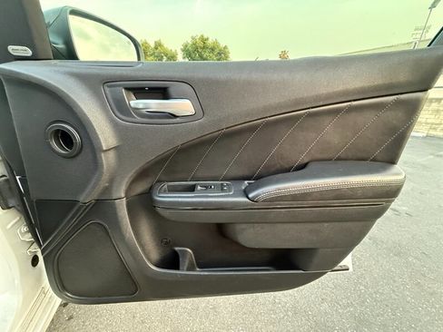 Used 2018 Dodge Charger R/T w/ Beats Audio Group RWD image 30