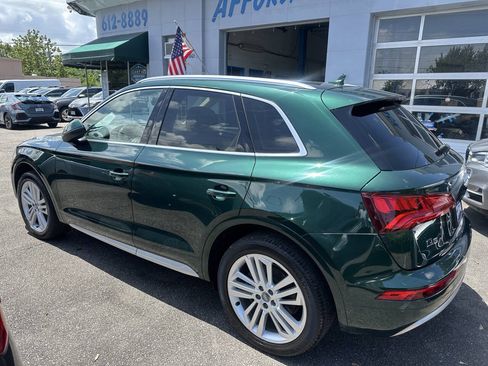 Used 2019 Audi Q5 2.0T Premium Plus w/ Premium Plus Package AWD/4WD image 8