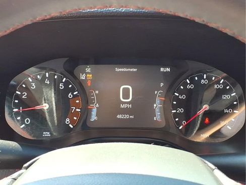 Used 2025 Jeep Compass Trailhawk AWD/4WD image 13