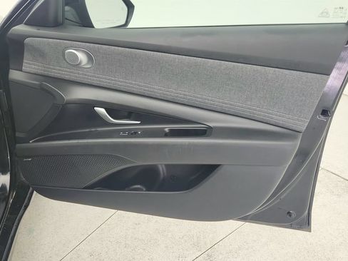 Used 2024 Hyundai Elantra Limited FWD image 32