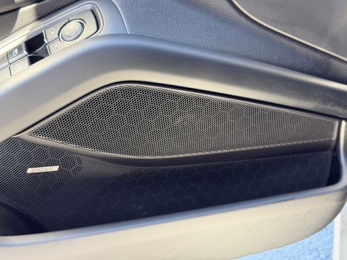 Certified 2019 Porsche 718 Cayman S RWD image 20