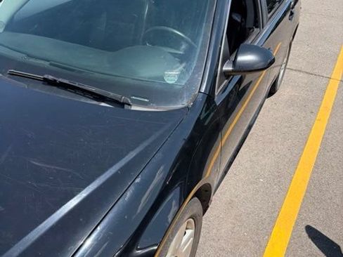 Used 2009 Chevrolet Impala LT w/ Luxury Edition Package FWD image 3