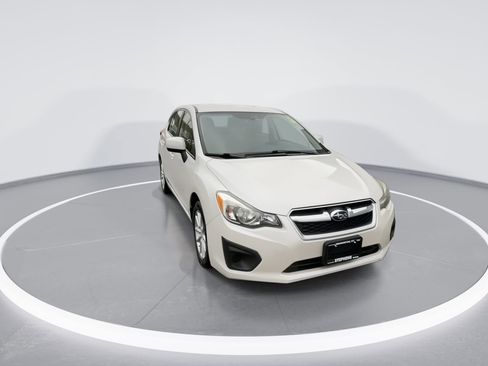 Used 2013 Subaru Impreza 2.0i Premium image 3