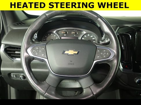 Used 2022 Chevrolet Traverse LT image 10