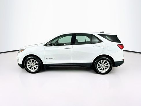 Used 2019 Chevrolet Equinox LS FWD image 4