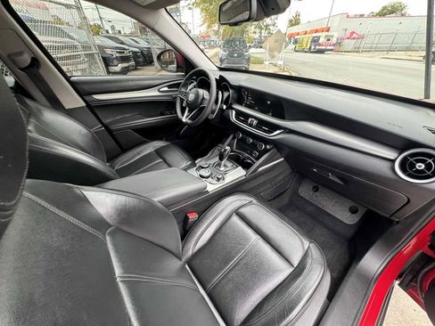 Used 2018 Alfa Romeo Stelvio Sport w/ Quick Order Package 22J Sport image 25