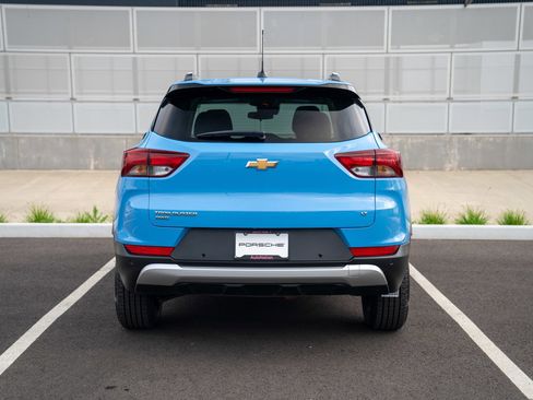Used 2024 Chevrolet TrailBlazer LT w/ Driver Confidence Package AWD/4WD image 7