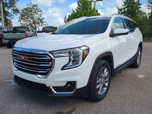 Used 2023 GMC Terrain SLT AWD/4WD image 2