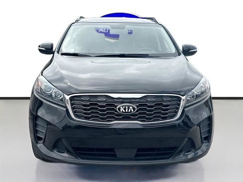 Used 2020 Kia Sorento S image 2