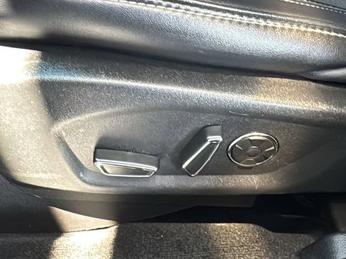 Certified 2017 Ford Explorer Platinum AWD/4WD image 20