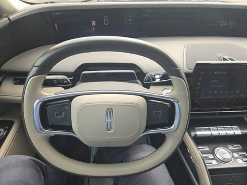Used 2024 Lincoln Nautilus Premier w/ Equipment Group 102A AWD/4WD image 33
