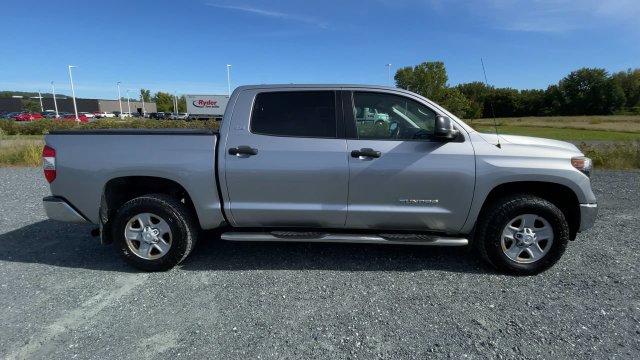 Certified 2018 Toyota Tundra SR5 AWD/4WD image 9