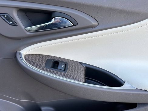 Used 2023 Chevrolet Malibu LT w/ LPO, Floor Liner Package FWD image 18
