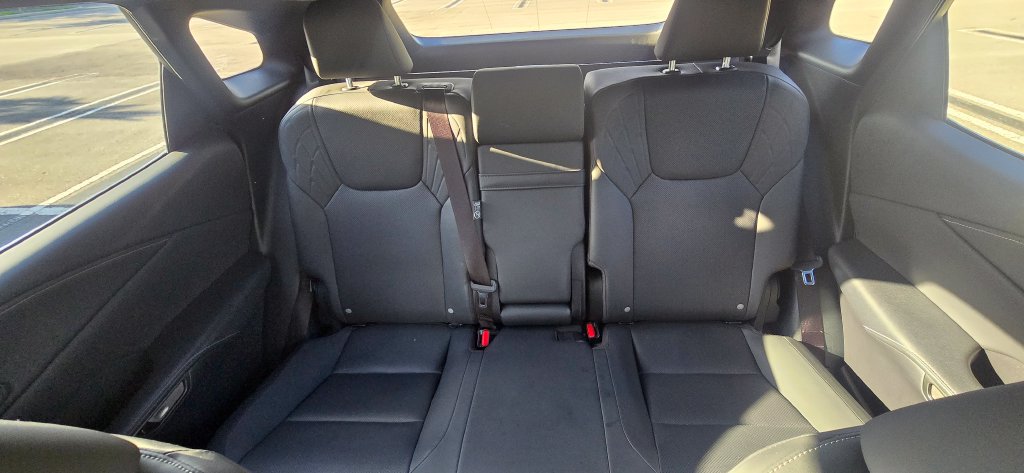 Used 2024 Lexus RX 350 Premium w/ Cold Area Package FWD image 34