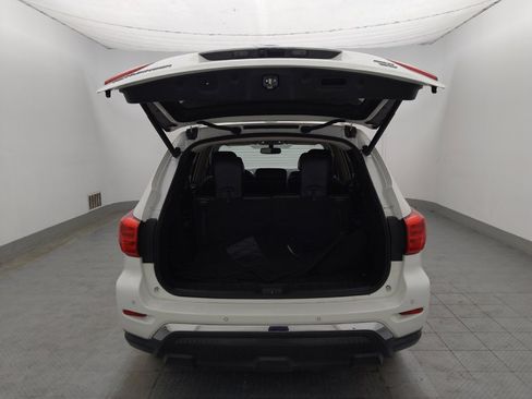 Used 2020 Nissan Pathfinder SL image 29