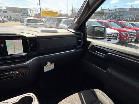 New 2026 GMC Sierra 1500 SLE AWD/4WD image 21