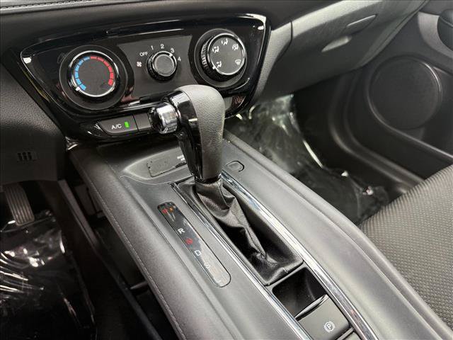 Used 2017 Honda HR-V LX image 16