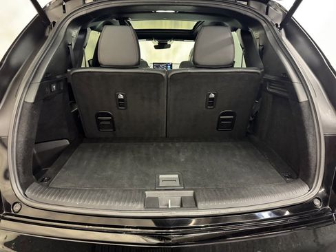 Used 2023 Acura MDX A-Spec image 37