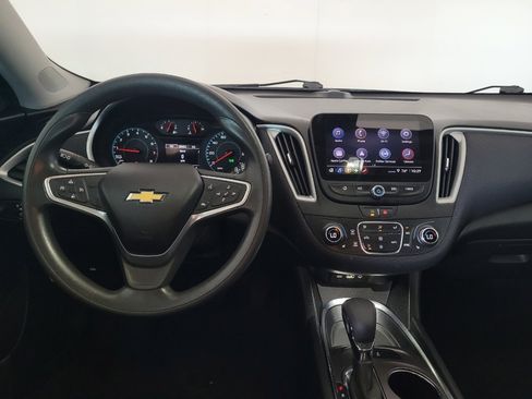 Used 2022 Chevrolet Malibu LT FWD image 22