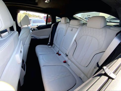 Used 2023 BMW X6 M50i w/ Executive Package image 20