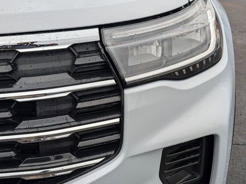 New 2026 Ford Explorer Active image 10