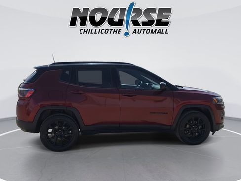 Used 2022 Jeep Compass Altitude w/ Convenience Group image 9