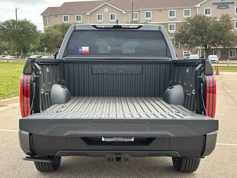 New 2026 Toyota Tundra Limited AWD/4WD image 7
