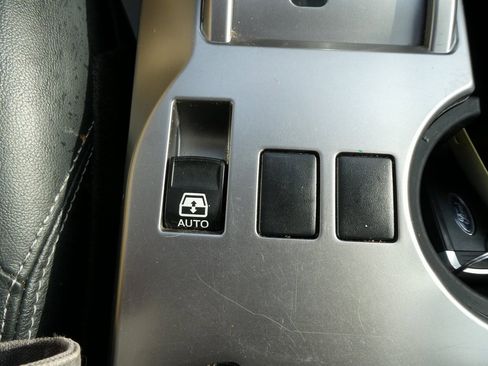 Used 2017 Toyota 4Runner TRD Off-Road Premium image 24