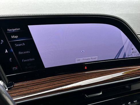 Used 2022 Cadillac Escalade ESV Luxury image 19