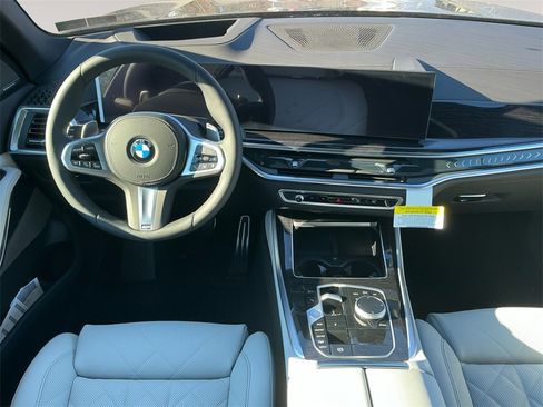 New 2026 BMW X5 xDrive40i w/ M Sport Package image 10