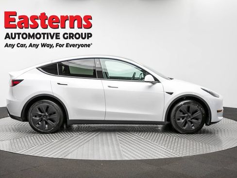 Used 2021 Tesla Model Y Long Range AWD/4WD image 4
