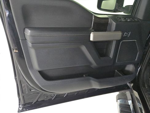 Used 2022 Ford F250 Lariat w/ Lariat Ultimate Package image 21