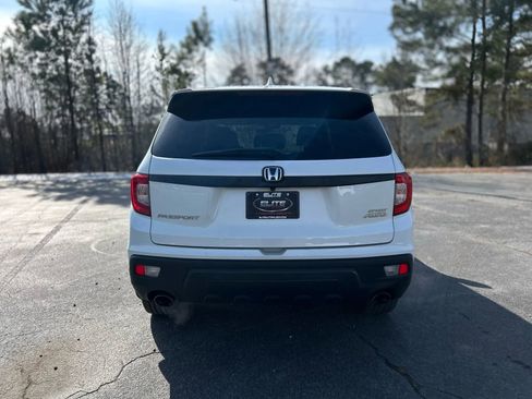 Used 2021 Honda Passport Sport image 8