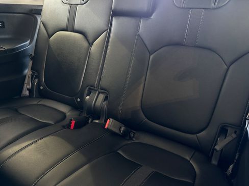 Used 2026 Honda Pilot EX-L image 19