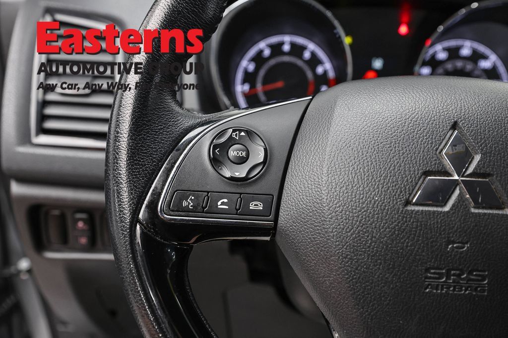 Used 2022 Mitsubishi Outlander Sport SE FWD image 15