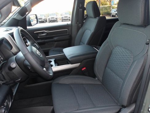 New 2026 RAM 1500 4x4 Crew Cab image 12