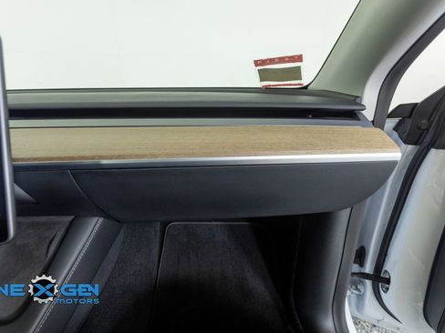 Used 2022 Tesla Model Y Performance AWD/4WD image 40