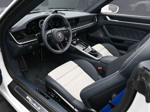 Used 2024 Porsche 911 Turbo S image 4