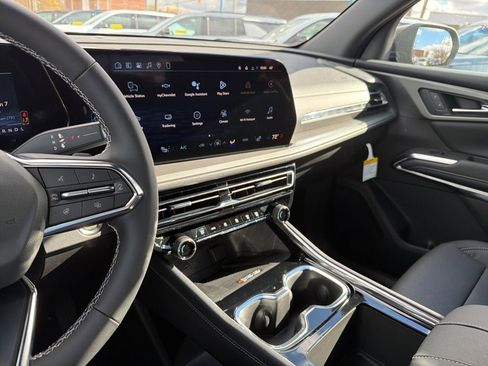 New 2026 Chevrolet Traverse LT image 31