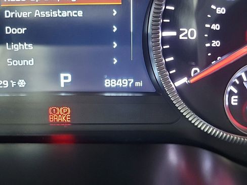 Used 2021 Kia Telluride SX w/ SX Prestige Package image 30