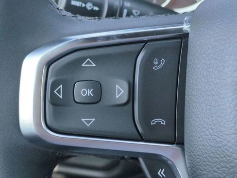 New 2026 RAM 1500 4x4 Crew Cab image 25