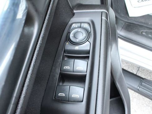 Used 2022 Chevrolet Silverado 1500 Custom AWD/4WD image 11
