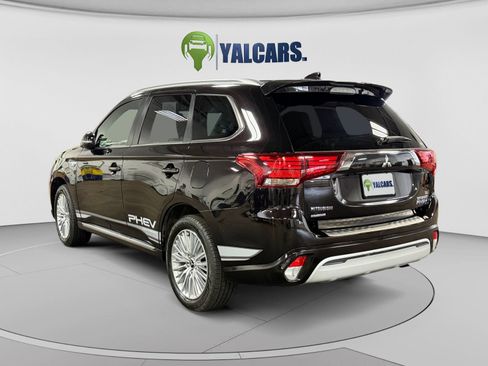 Used 2019 Mitsubishi Outlander SEL AWD/4WD image 3