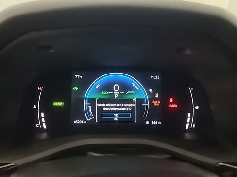 Used 2025 Toyota Camry SE FWD image 29