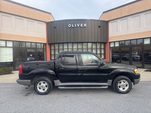 Used 2003 Ford Explorer Sport Trac XLT image 8