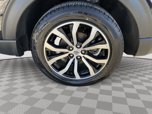 Used 2025 Ford Explorer ST-Line image 7