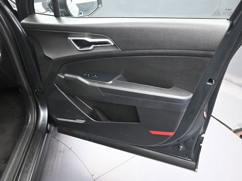 Certified 2023 Kia Sportage LX image 35