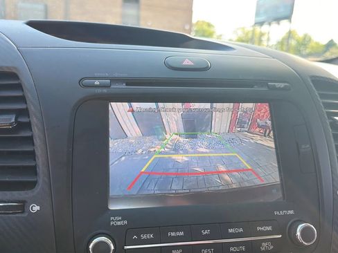 Used 2015 Kia Forte EX w/ EX Premium Package image 20